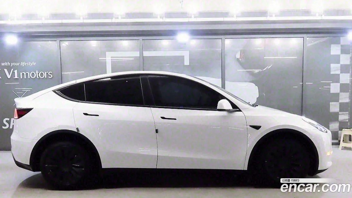 Tesla Model Y 2022 из KR, фото 3