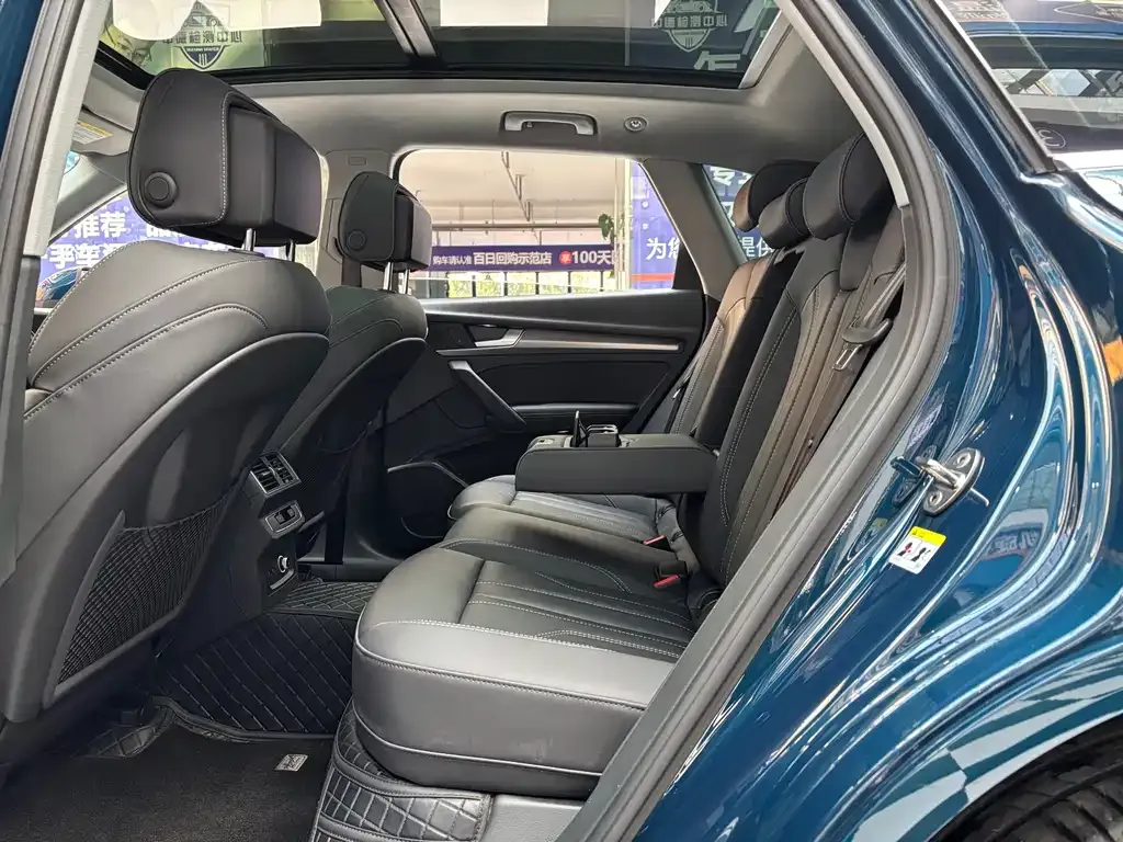 Audi Q5L 2022 из CN, фото 10