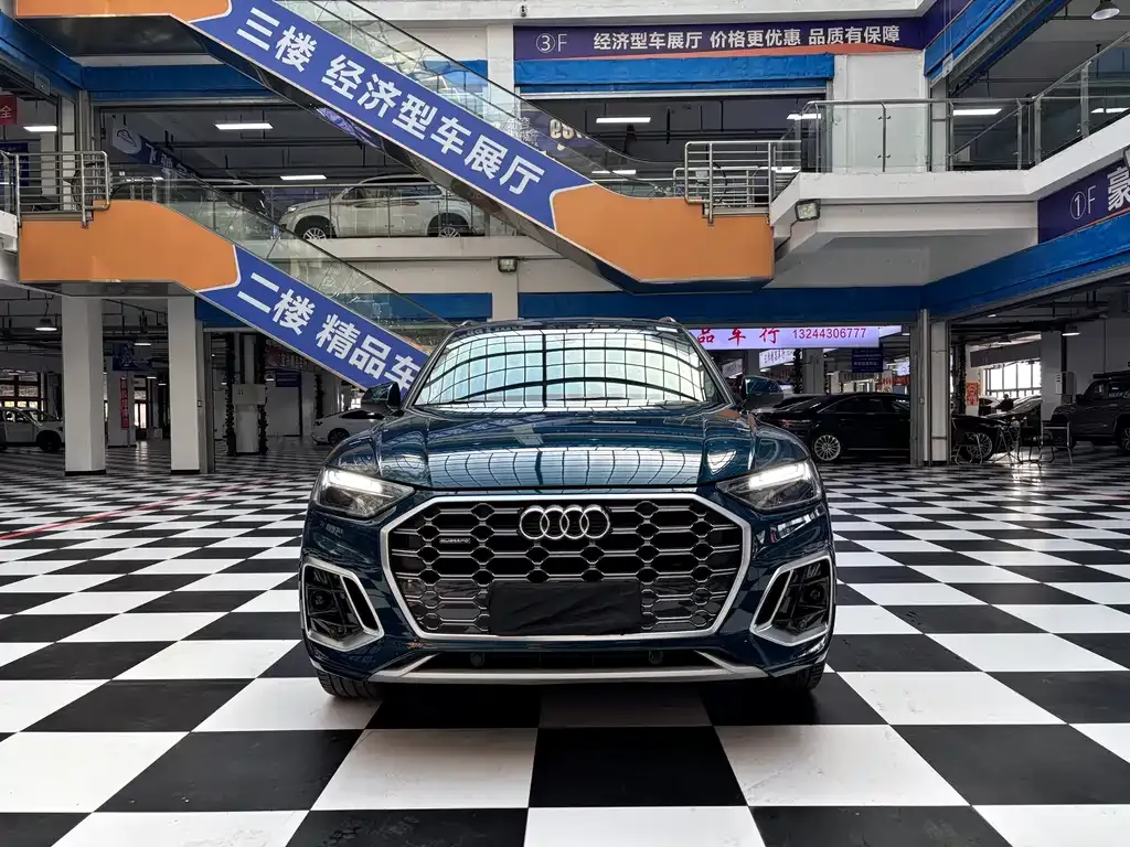 Audi Q5L 2022 из CN, фото 2