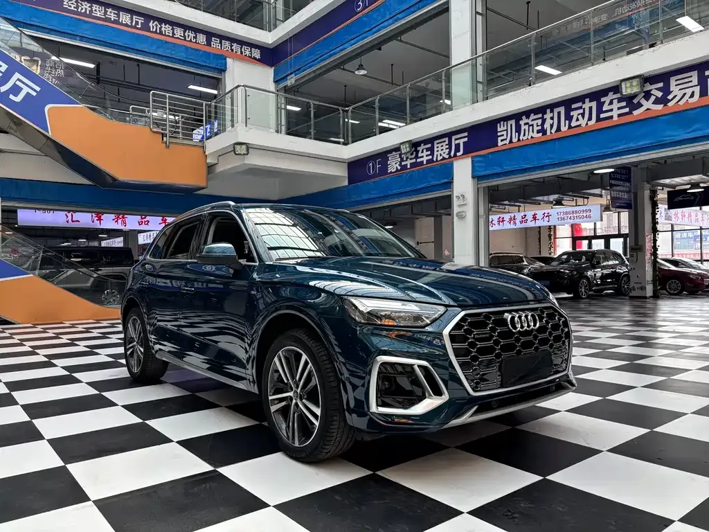 Audi Q5L 2022 из CN, фото 3