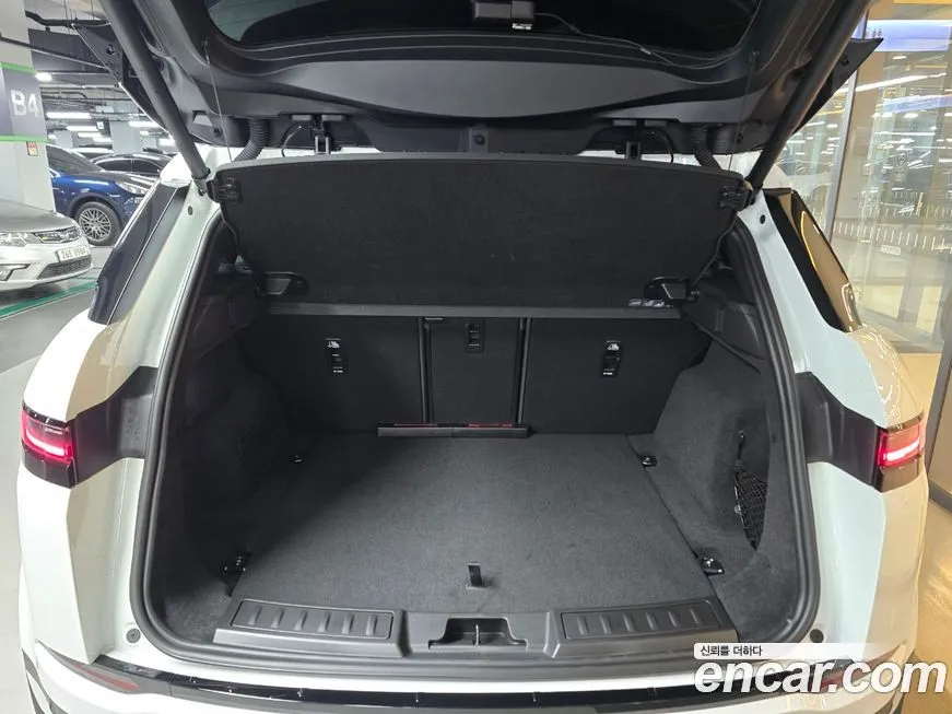 Land Rover Range Rover Evoque 2024 из KR, фото 6