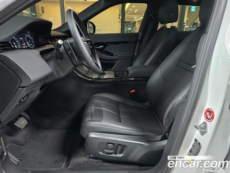 Land Rover Range Rover Evoque 2024 из KR, фото 8