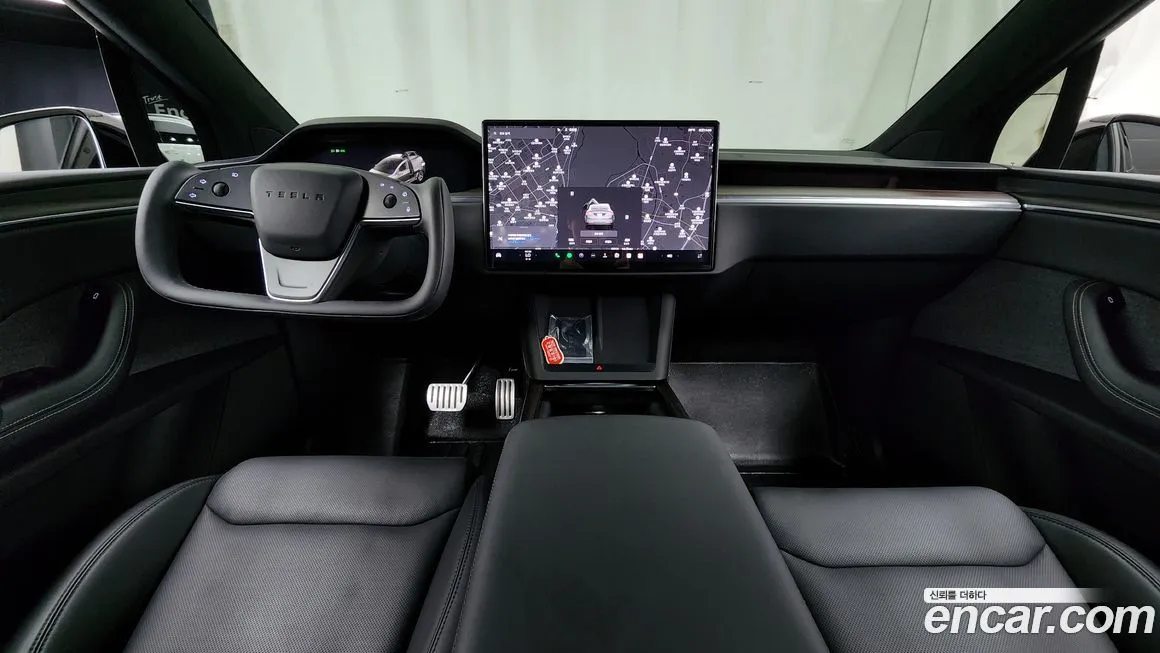 Tesla Model X — фото 7