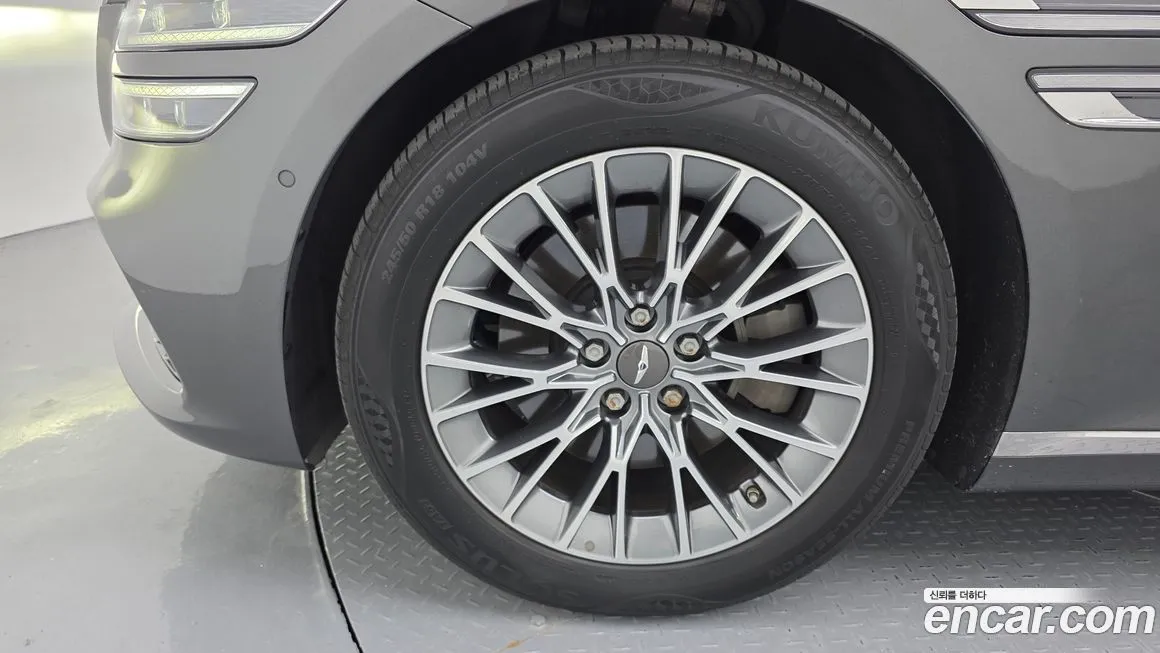 Genesis G80 — фото 5