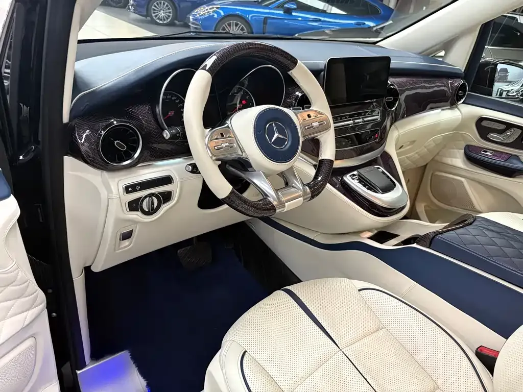 Mercedes-Benz V-Class 2022 из CN, фото 10