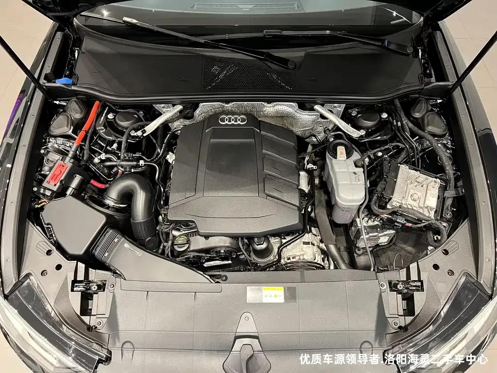 Audi A6L 2021 из CN, фото 6