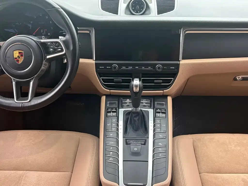 Porsche Macan 2021 из CN, фото 7