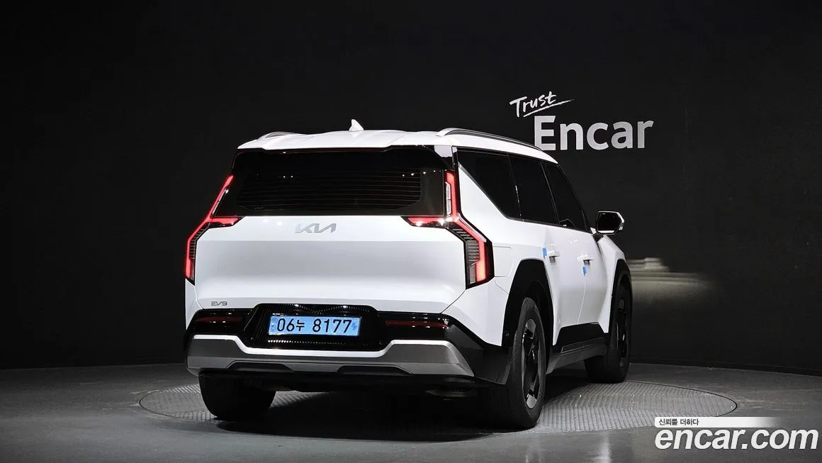 Kia EV9 2024 из KR, фото 4