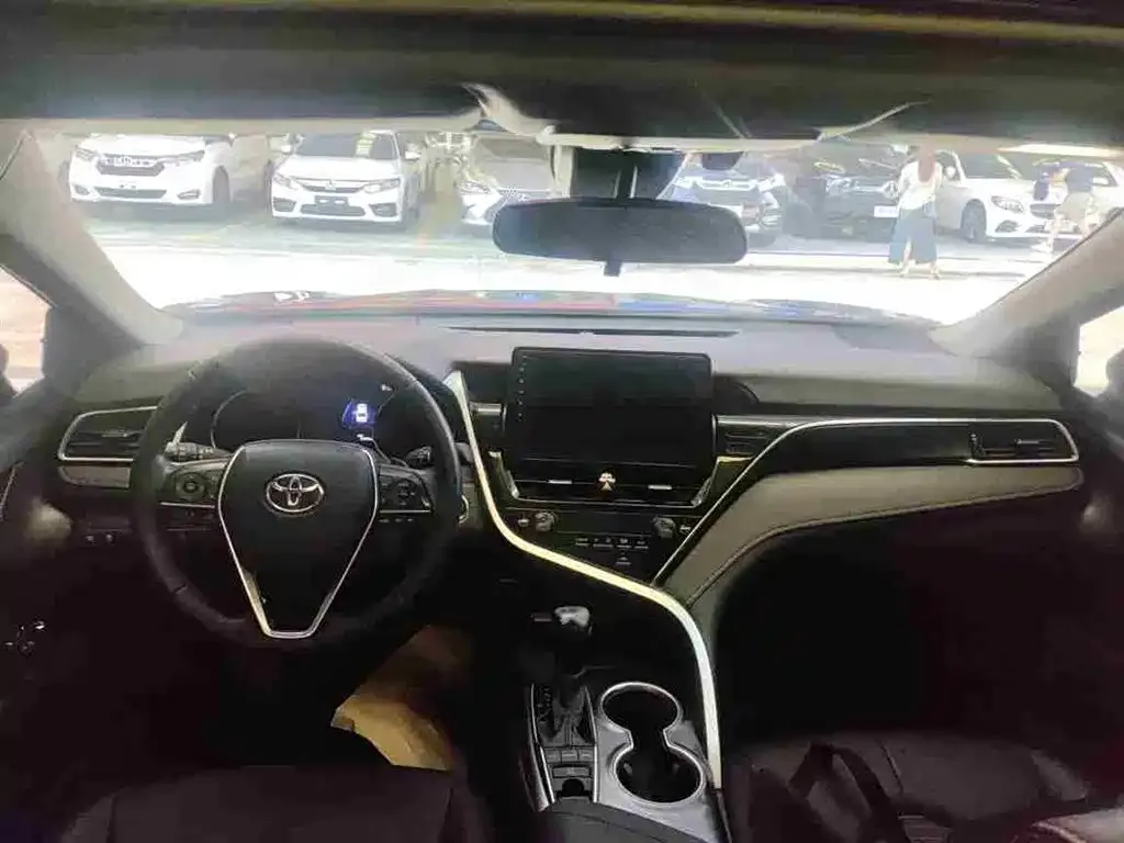 Toyota Camry 2023 из CN, фото 4