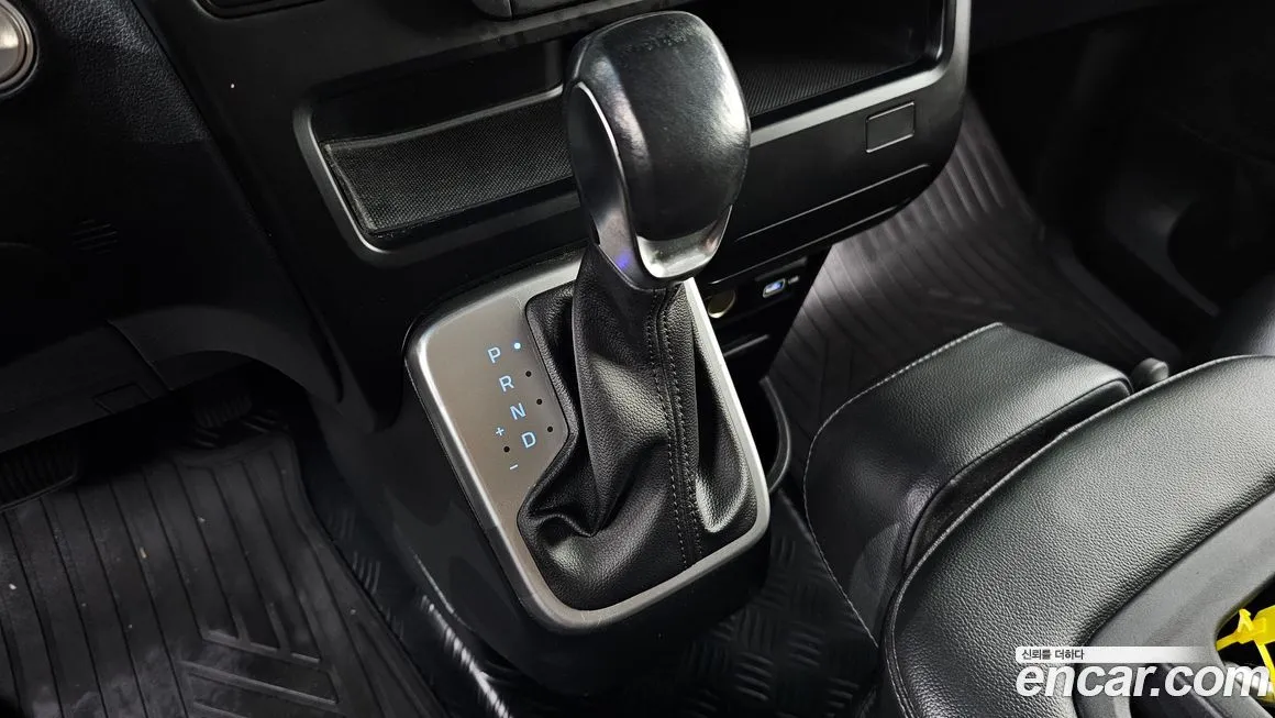 Hyundai Staria — фото 9