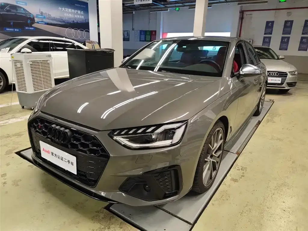 Audi S4 2024 из CN, фото 2