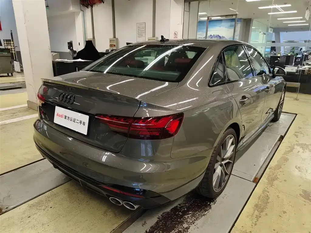 Audi S4 2024 из CN, фото 3