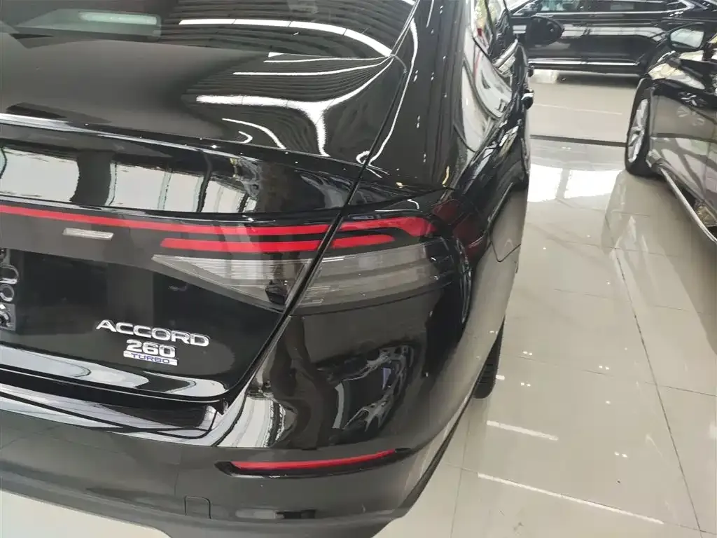 Honda Accord 2024 из CN, фото 8
