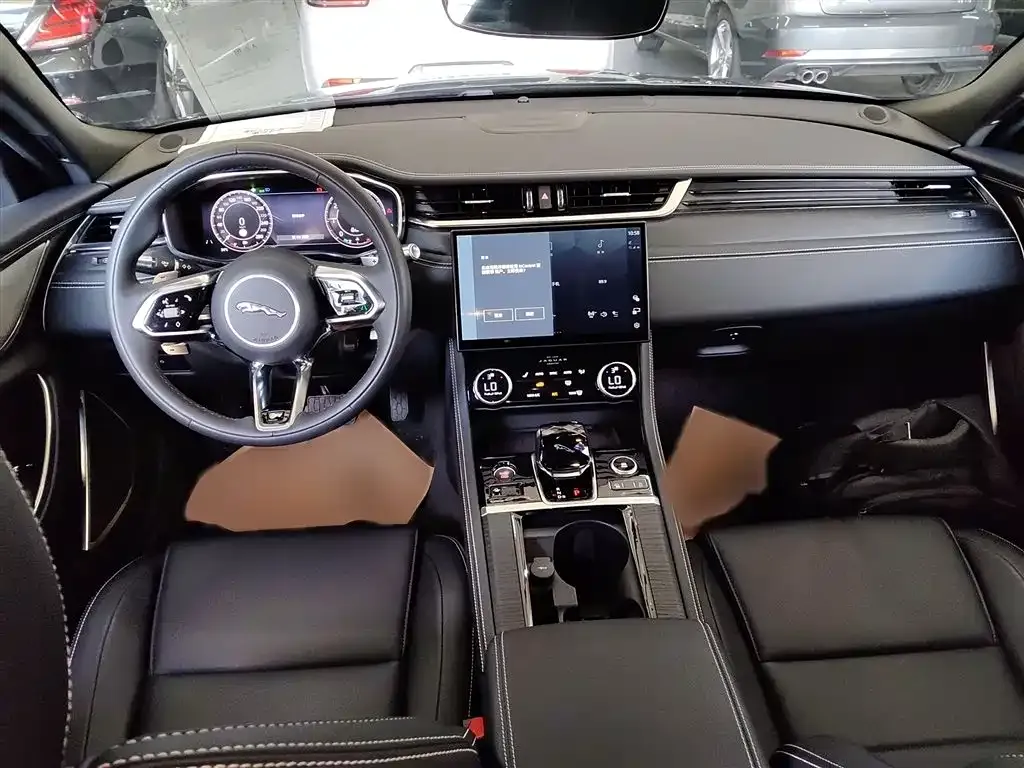 Jaguar XFL 2025 из CN, фото 10