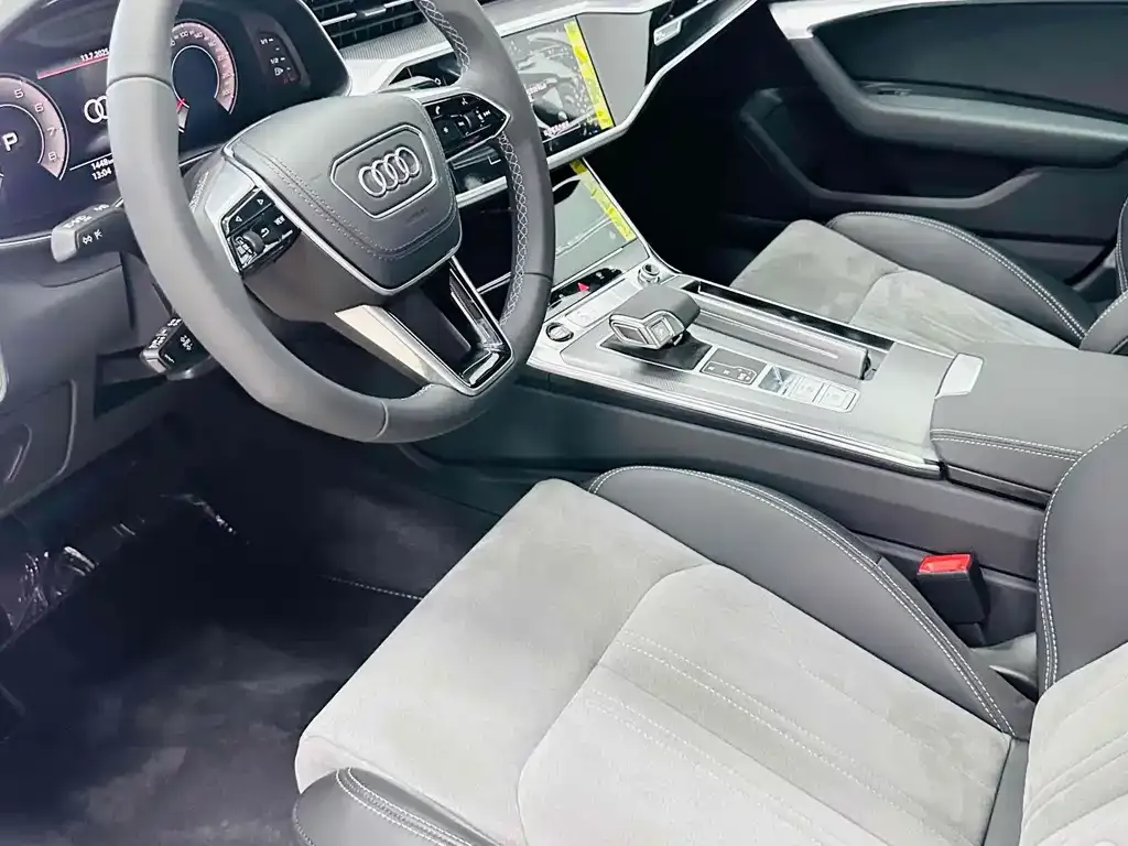 Audi A6L 2025 из CN, фото 8
