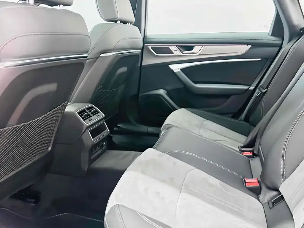 Audi A6L 2025 из CN, фото 9
