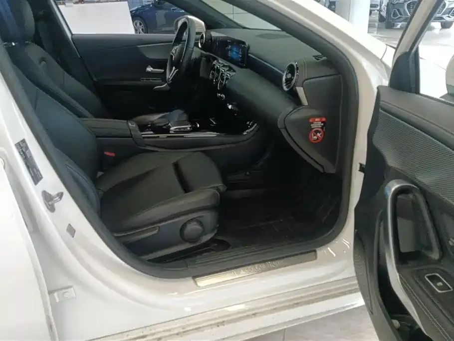 Mercedes-Benz A-Class 2021 из CN, фото 8