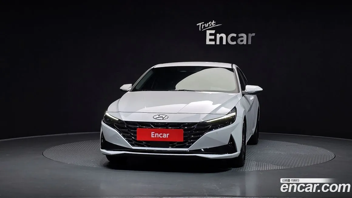 Hyundai AVANTE — фото 3