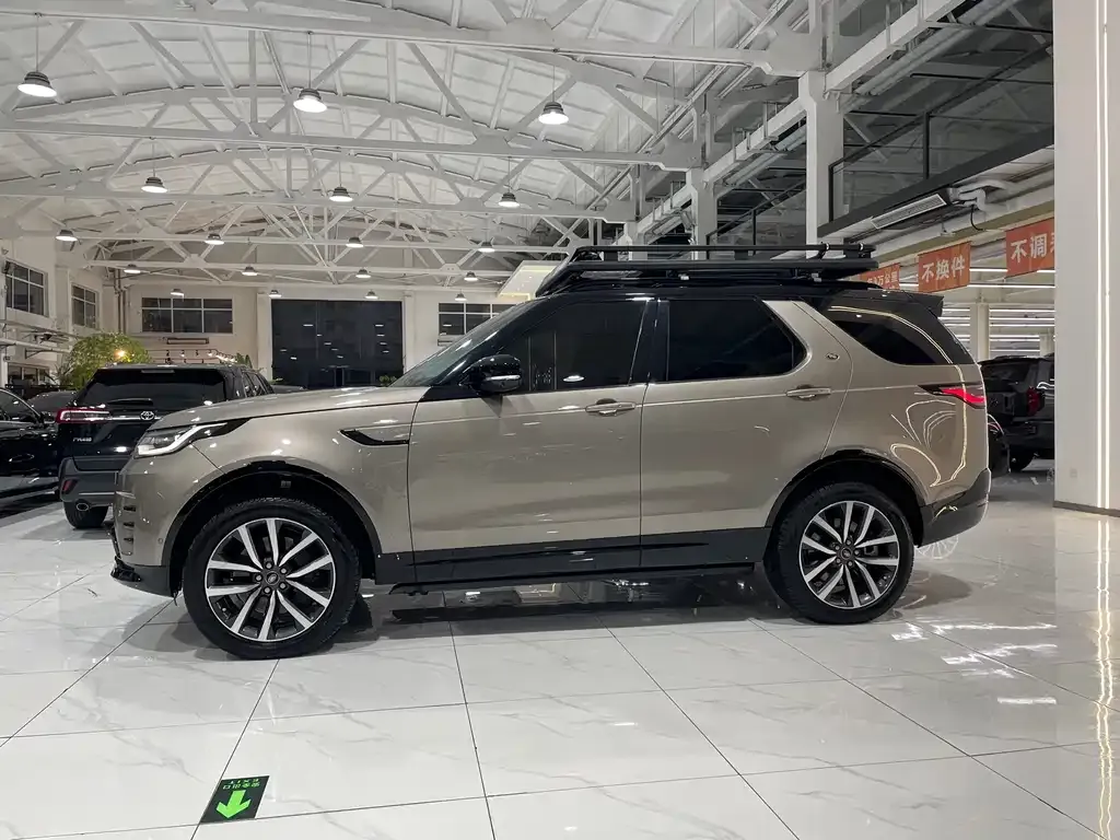 Land Rover Discovery 2022 из CN, фото 3