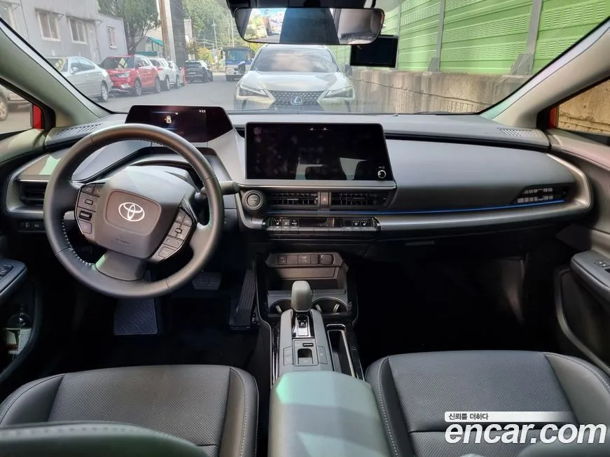 Toyota Prius — фото 5