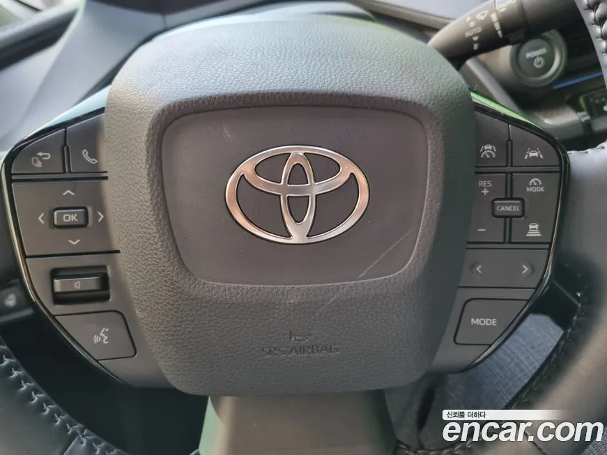 Toyota Prius — фото 9