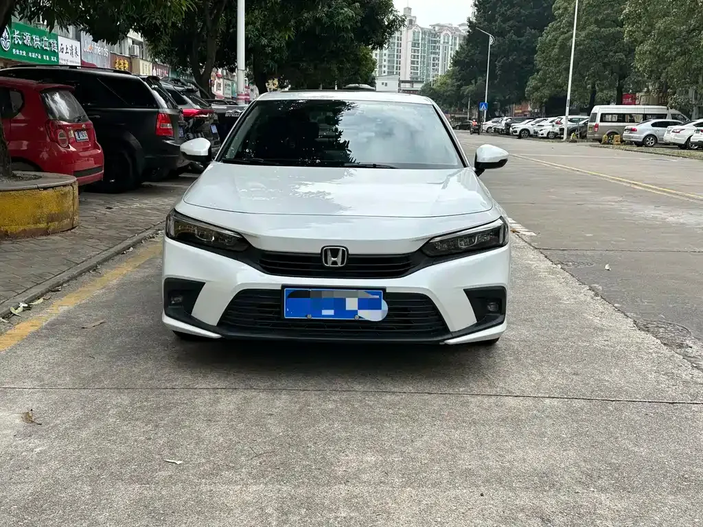 Honda Civic 2022 из CN, фото 2