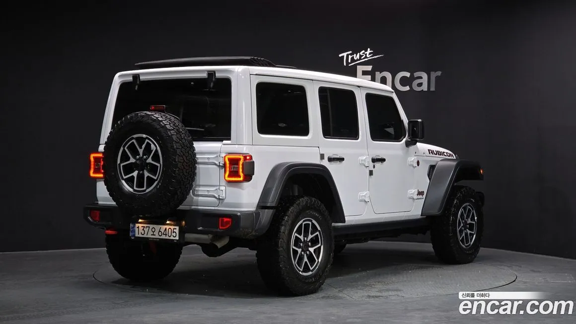 Jeep Wrangler 2024 из KR, фото 2