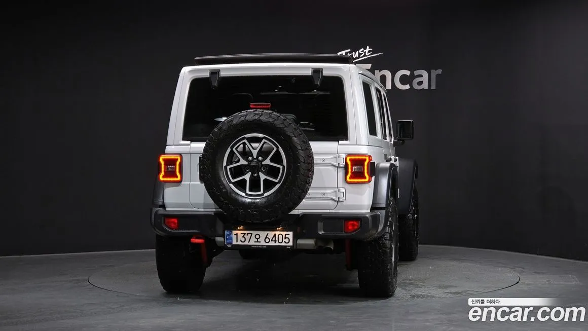 Jeep Wrangler 2024 из KR, фото 4