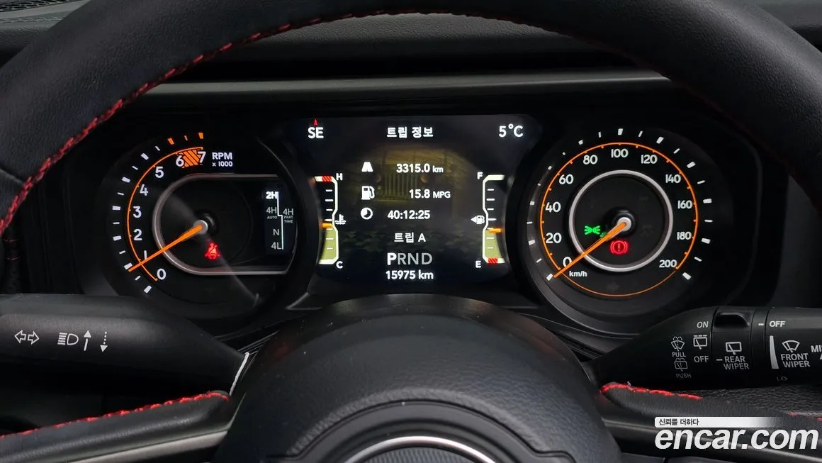 Jeep Wrangler 2024 из KR, фото 8