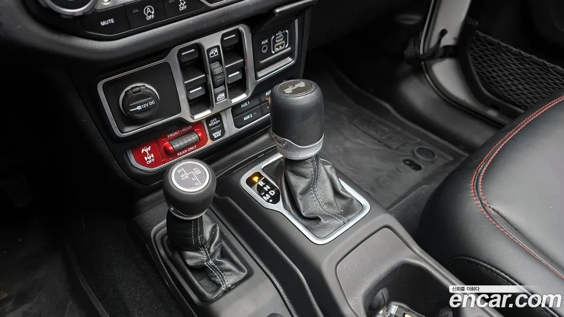 Jeep Wrangler 2024 из KR, фото 9