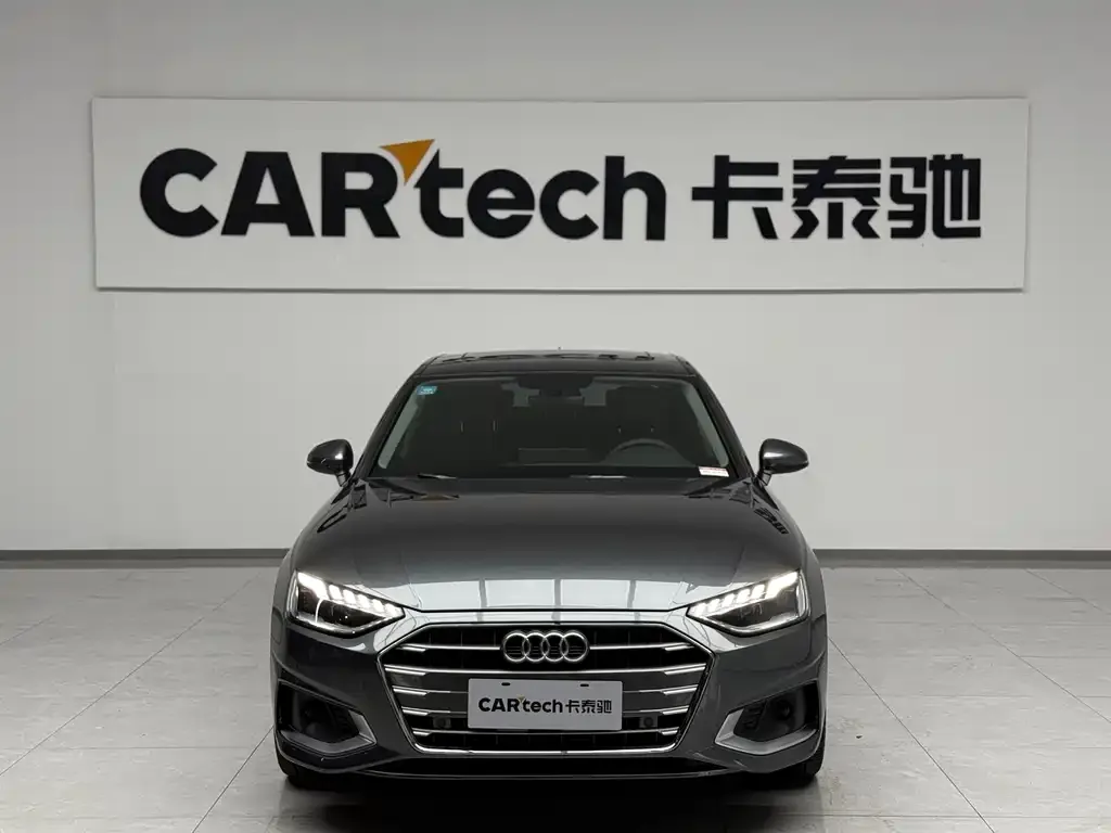 Audi A4L 2022 из CN, фото 2