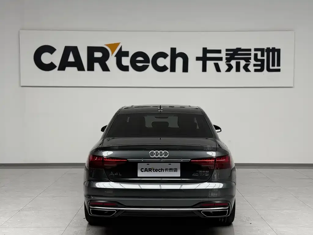 Audi A4L 2022 из CN, фото 4