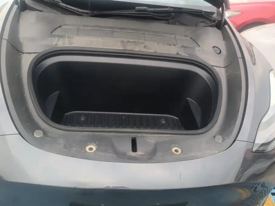 Tesla Model Y 2024 из CN, фото 10