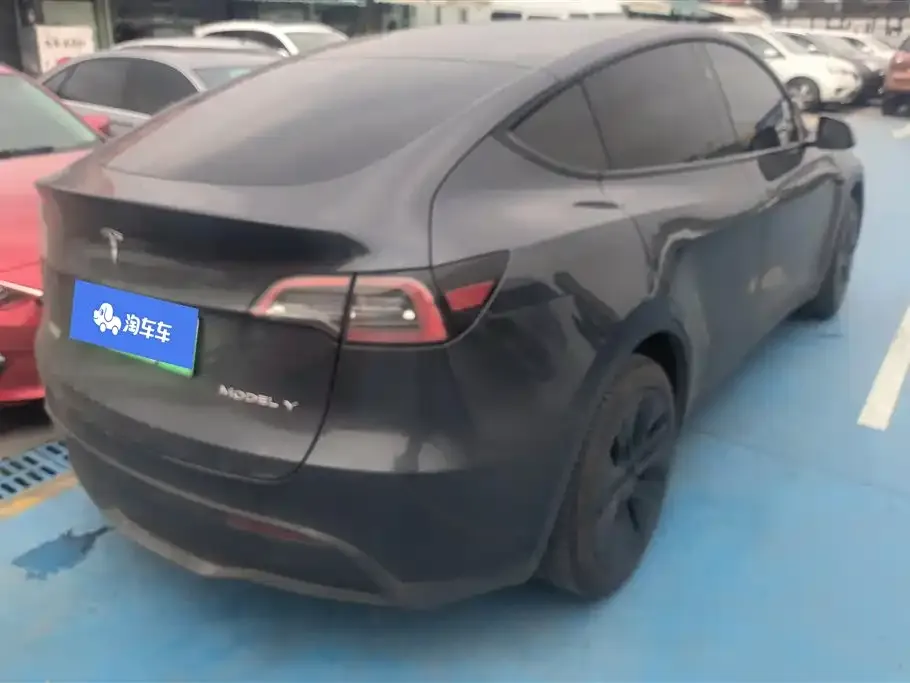 Tesla Model Y 2024 из CN, фото 3