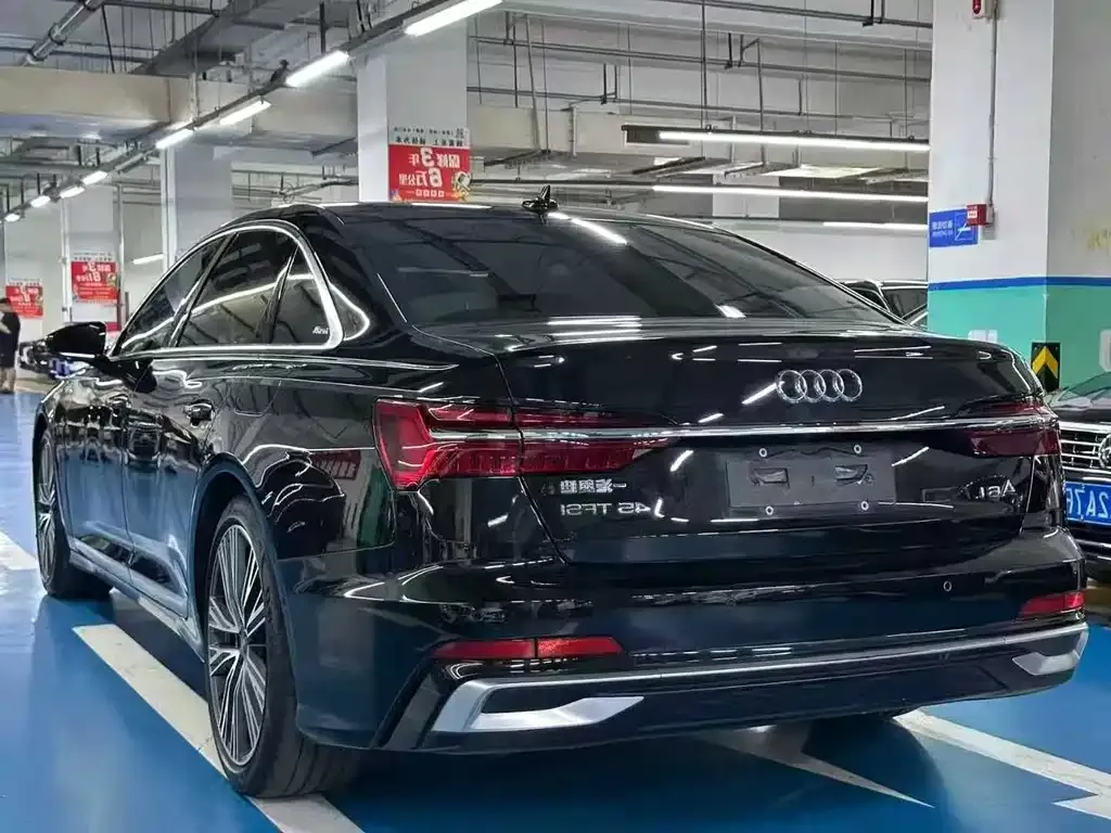 Audi A6L 2023 из CN, фото 6