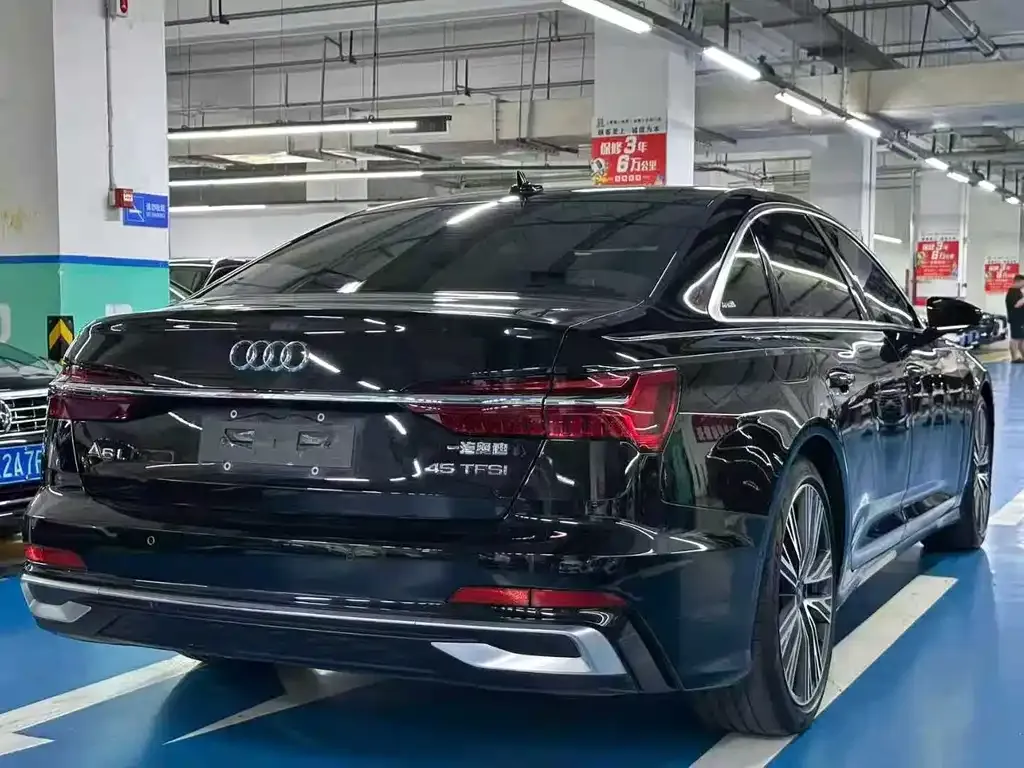 Audi A6L 2023 из CN, фото 8