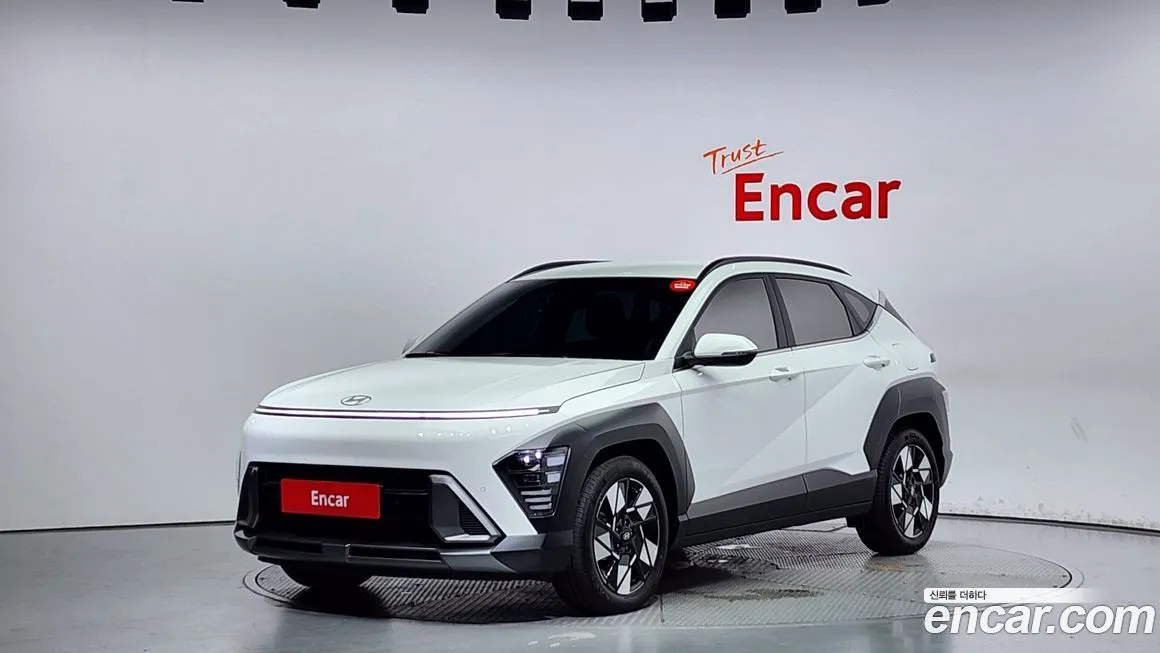 Hyundai Kona — фото 1