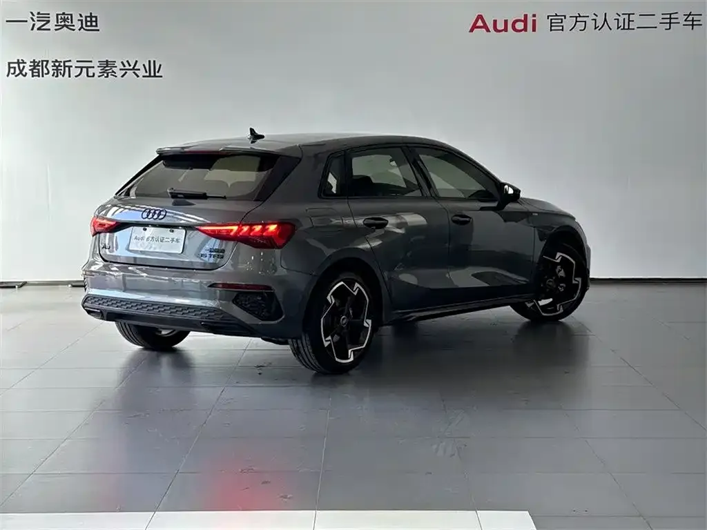 Audi A3 2024 из CN, фото 4