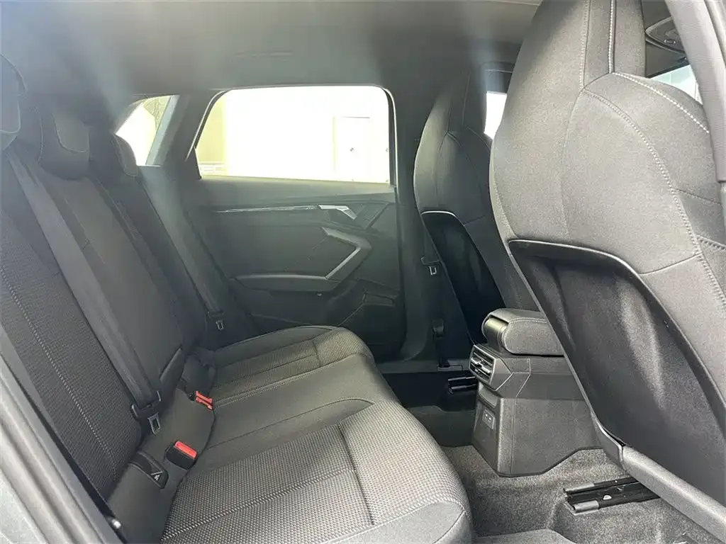 Audi A3 2024 из CN, фото 7