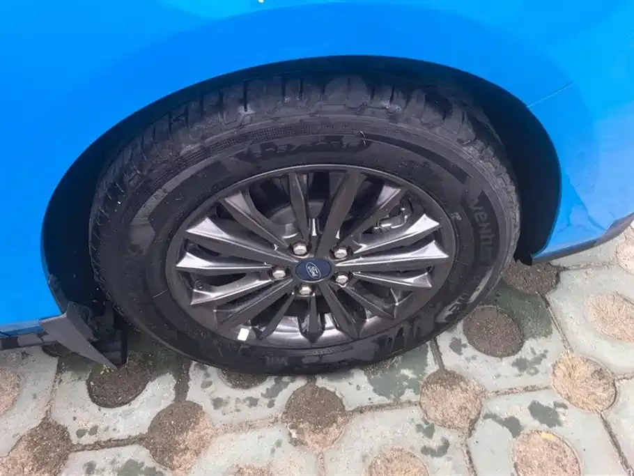 Ford Focus 2023 из CN, фото 6