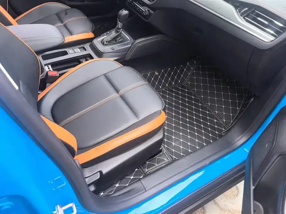 Ford Focus 2023 из CN, фото 8