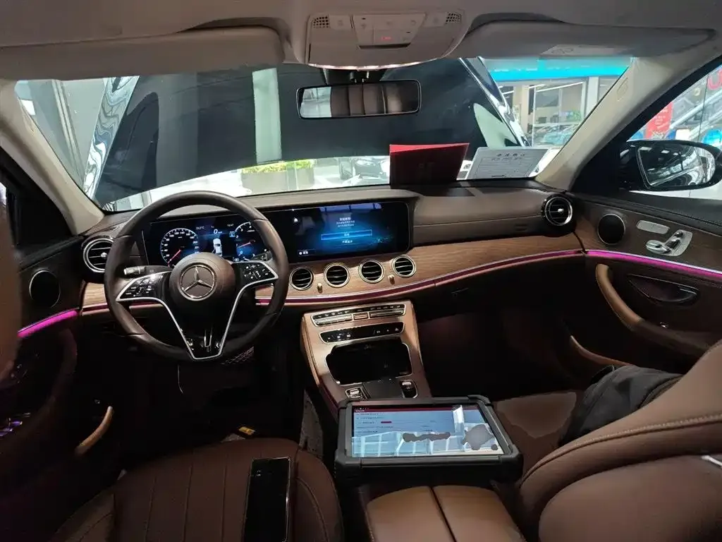 Mercedes-Benz E-Class 2023 из CN, фото 10