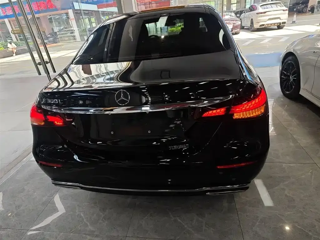 Mercedes-Benz E-Class 2023 из CN, фото 6