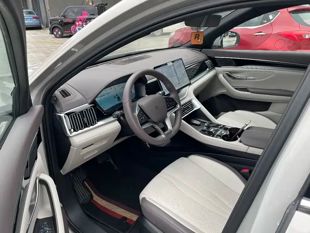 BYD PLUS New Energy 2024 из CN, фото 7
