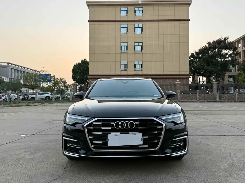 Audi A6L 2024 из CN, фото 2