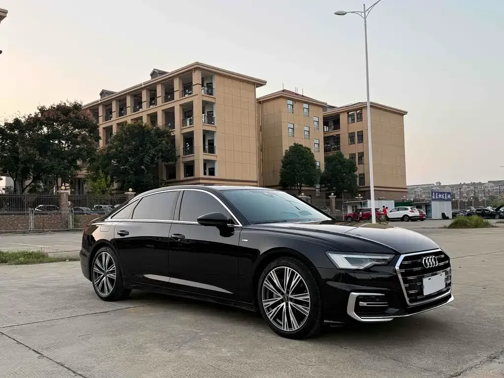 Audi A6L 2024 из CN, фото 3