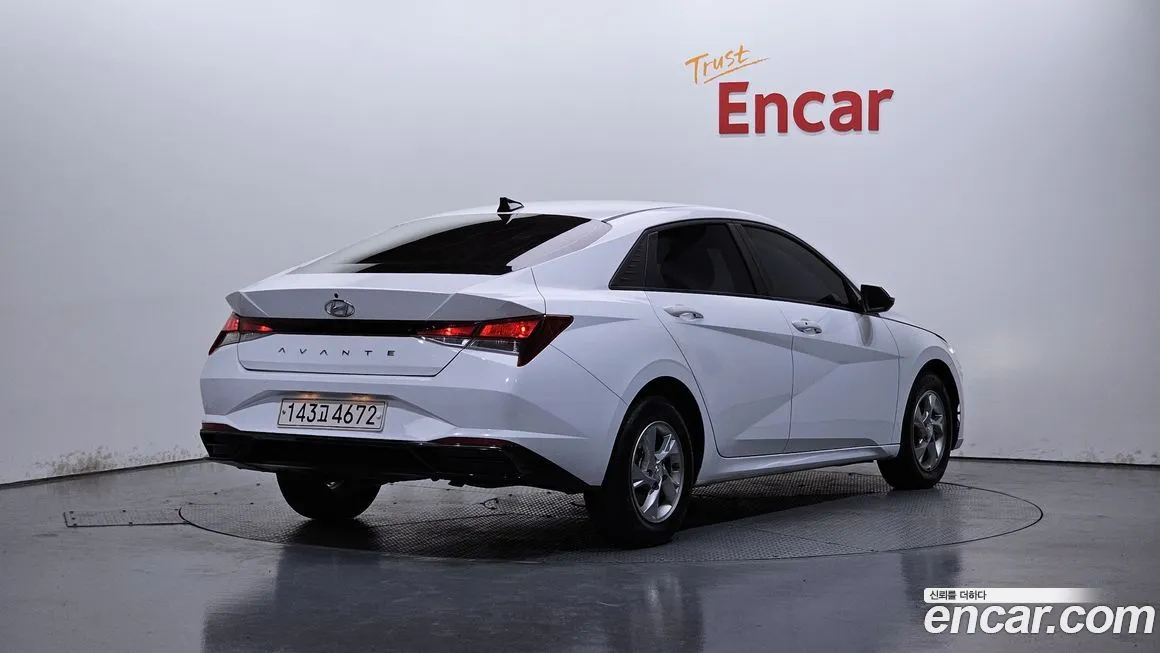 Hyundai AVANTE — фото 2