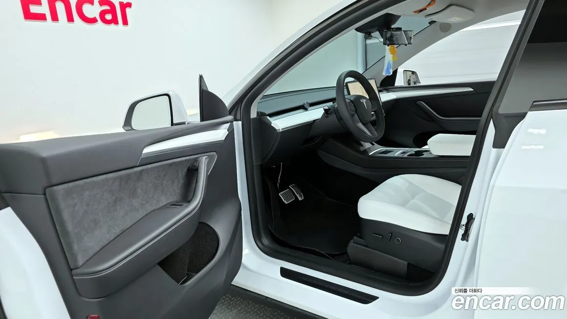 Tesla Model Y 2024 из KR, фото 10