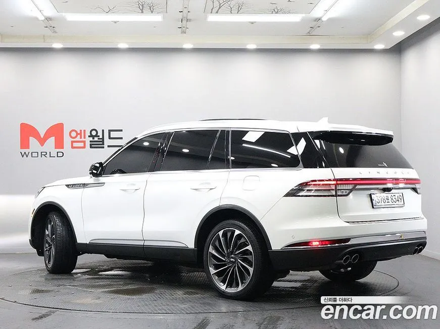 Lincoln Aviator — фото 4
