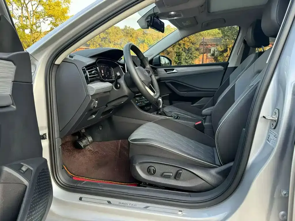 Volkswagen Sagitar 2023 из CN, фото 3
